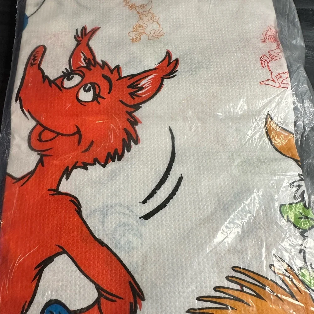 Vintage 97 The Wubbulous world of Dr Seuss paper tablecloth new